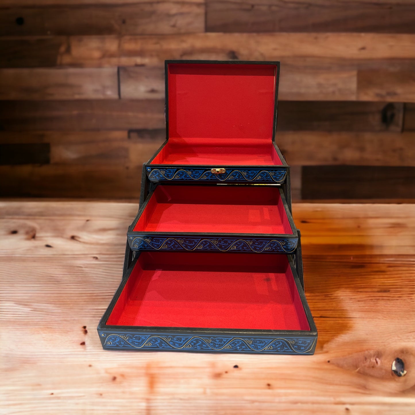 Wooden jewelry box Large